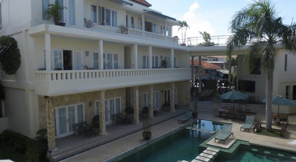 Bali Court Hotel & Apartment Legian Zewnętrze zdjęcie