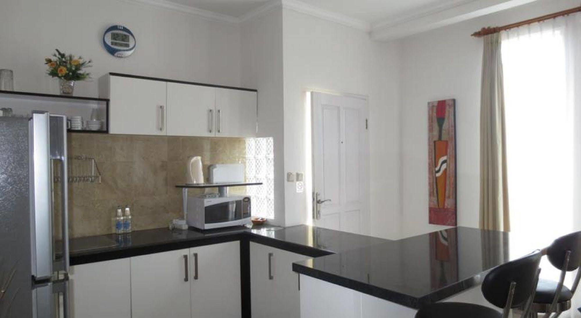 Bali Court Hotel & Apartment Legian Zewnętrze zdjęcie