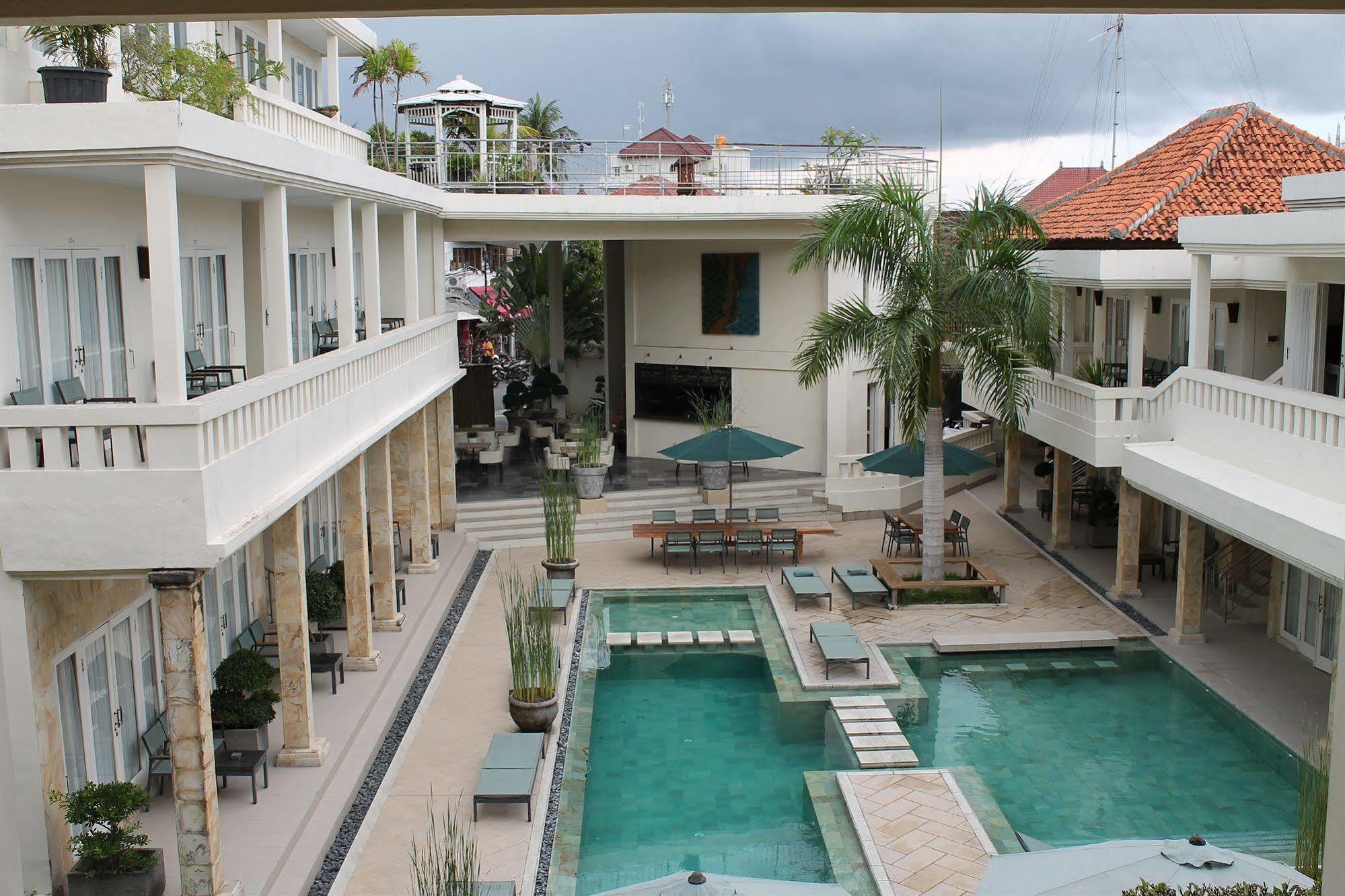 Bali Court Hotel & Apartment Legian Zewnętrze zdjęcie